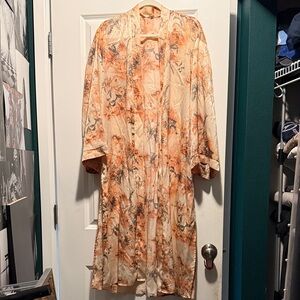Gimmicks by BKE Floral Kimono - Cream and Orange